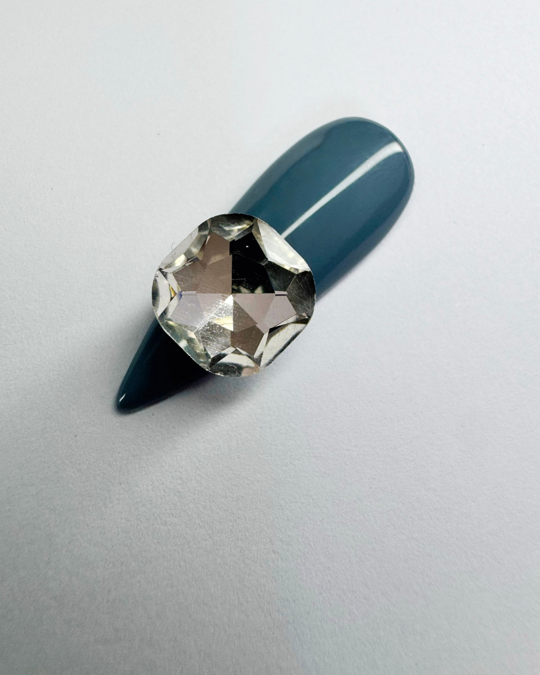 Number 9- Set Pose x 33 Carats (set stilettos) 4 Number 9- Set Pose x 33 Carats (set stilettos)